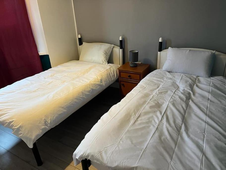Ovington Grove 2 Fully Equipped Kitchen Free Parking 3 Bedrooms Netflix Newcastle Upon Tyne Esterno foto