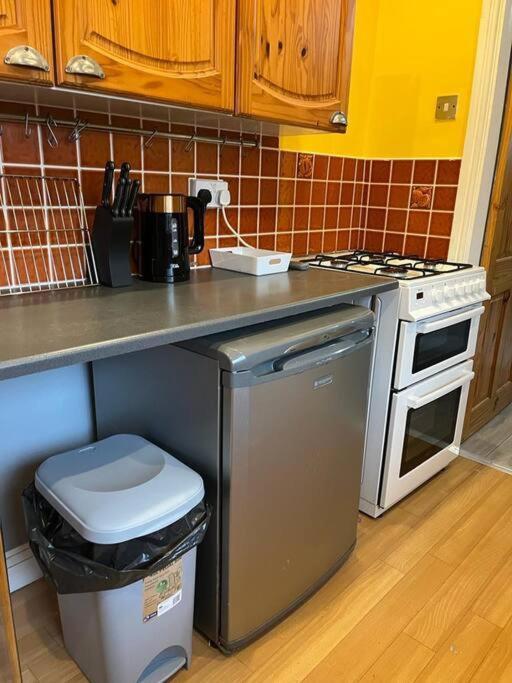 Ovington Grove 2 Fully Equipped Kitchen Free Parking 3 Bedrooms Netflix Newcastle Upon Tyne Esterno foto